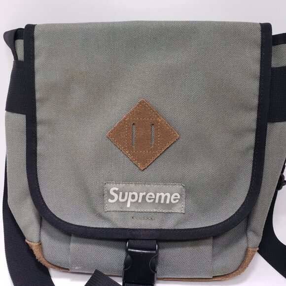 Supreme Canvas Messenger Bag Green/Brown Adjustable Strap Durable & Stylish - Picture 4 of 12